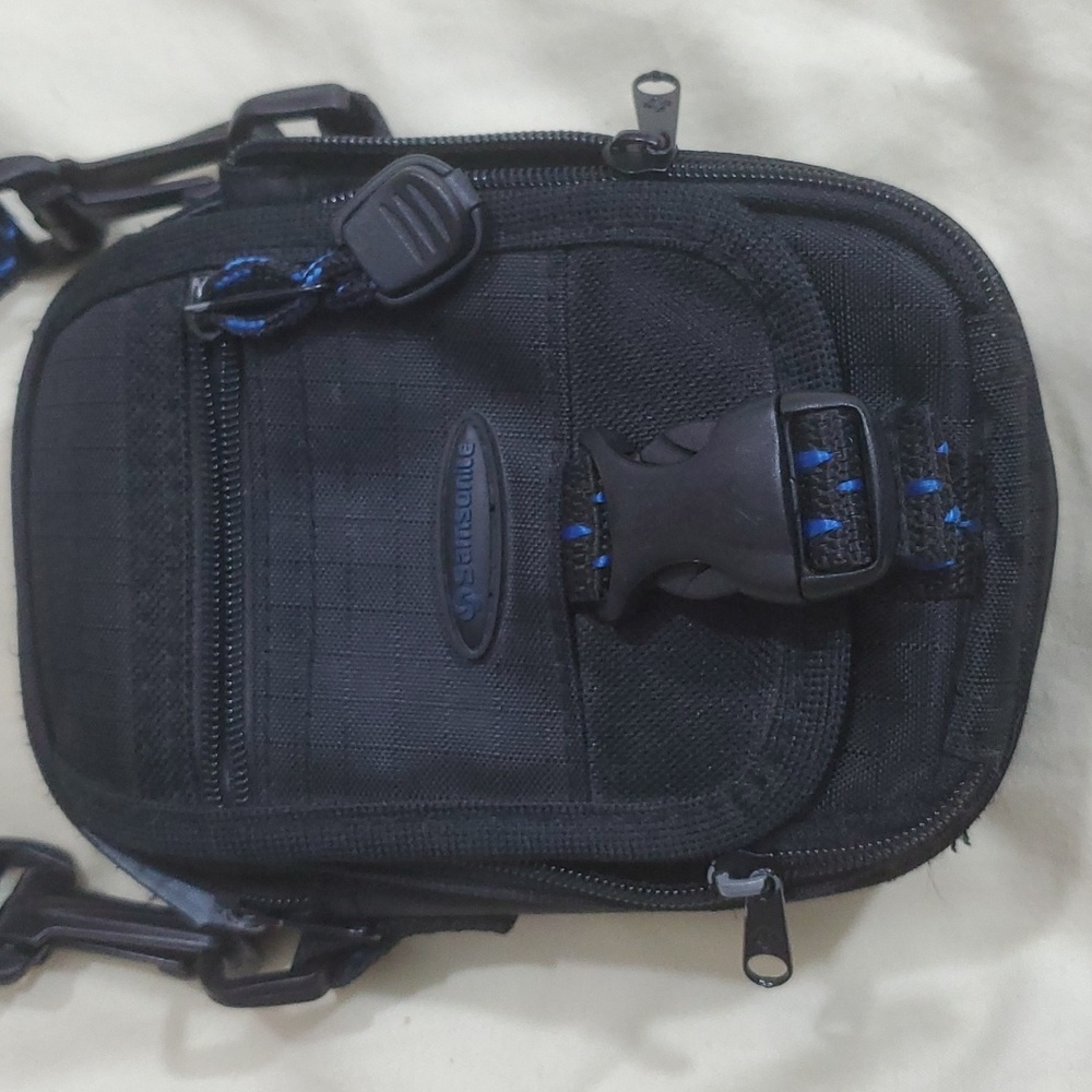 SAMSONITE Small Black Camera Bag Case with Adjustable Carry Strap Belt Loop-EC